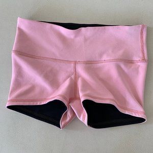 Reversible Lululemon shorts Size 4